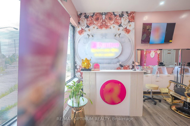 7060 Airport Rd, Mississauga, L4T 2G8 | Image 2