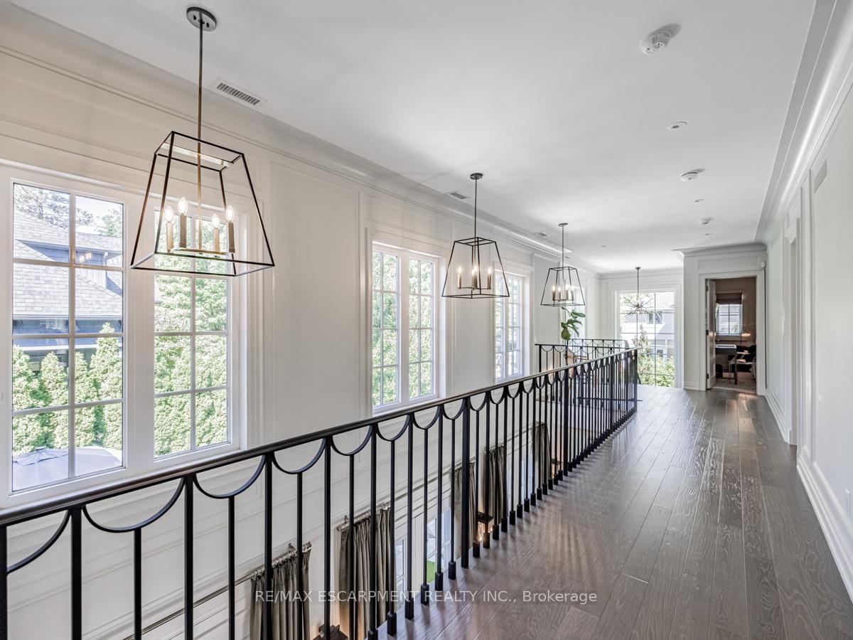 Detached House for sale at 393 Maple Grove Drive, Oakville, Ontario, L6J 4V8 - Morrison - MLS: W12812578