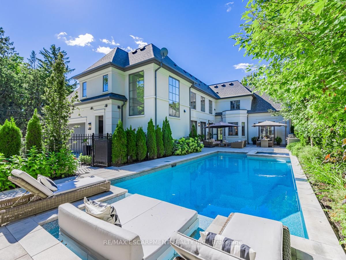 Detached House for sale at 393 Maple Grove Drive, Oakville, Ontario, L6J 4V8 - Morrison - MLS: W12812578