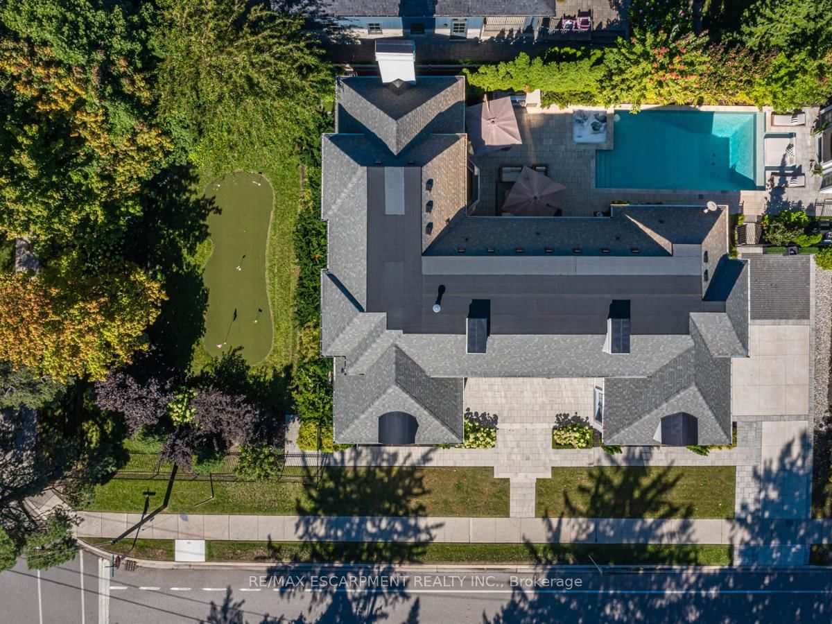 Detached House for sale at 393 Maple Grove Drive, Oakville, Ontario, L6J 4V8 - Morrison - MLS: W12812578