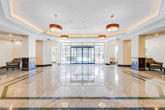 1508 - 2155 BURNHAMTHORPE Road W