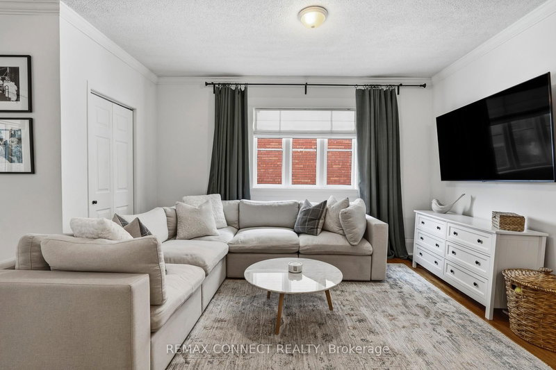 60 Woodbury Rd, Toronto, M8W 1X7 | Image 3