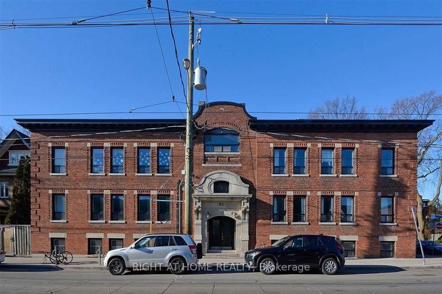 1 - 82 Roncesvalles Avenue