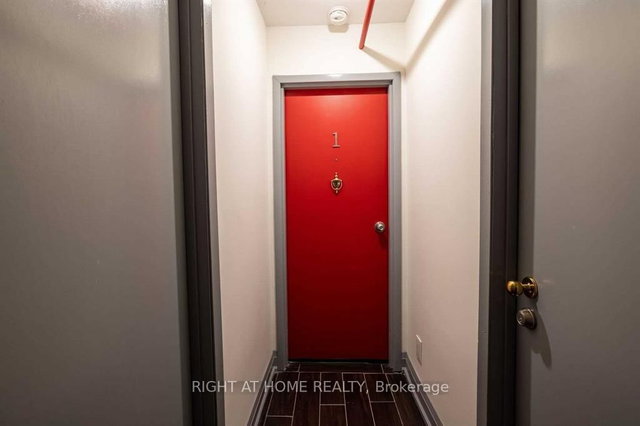 1 - 82 Roncesvalles Avenue