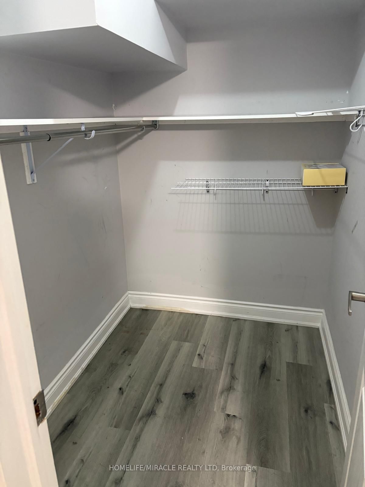 17 Divers Road, Unit Bsmt Unit - Photo 5