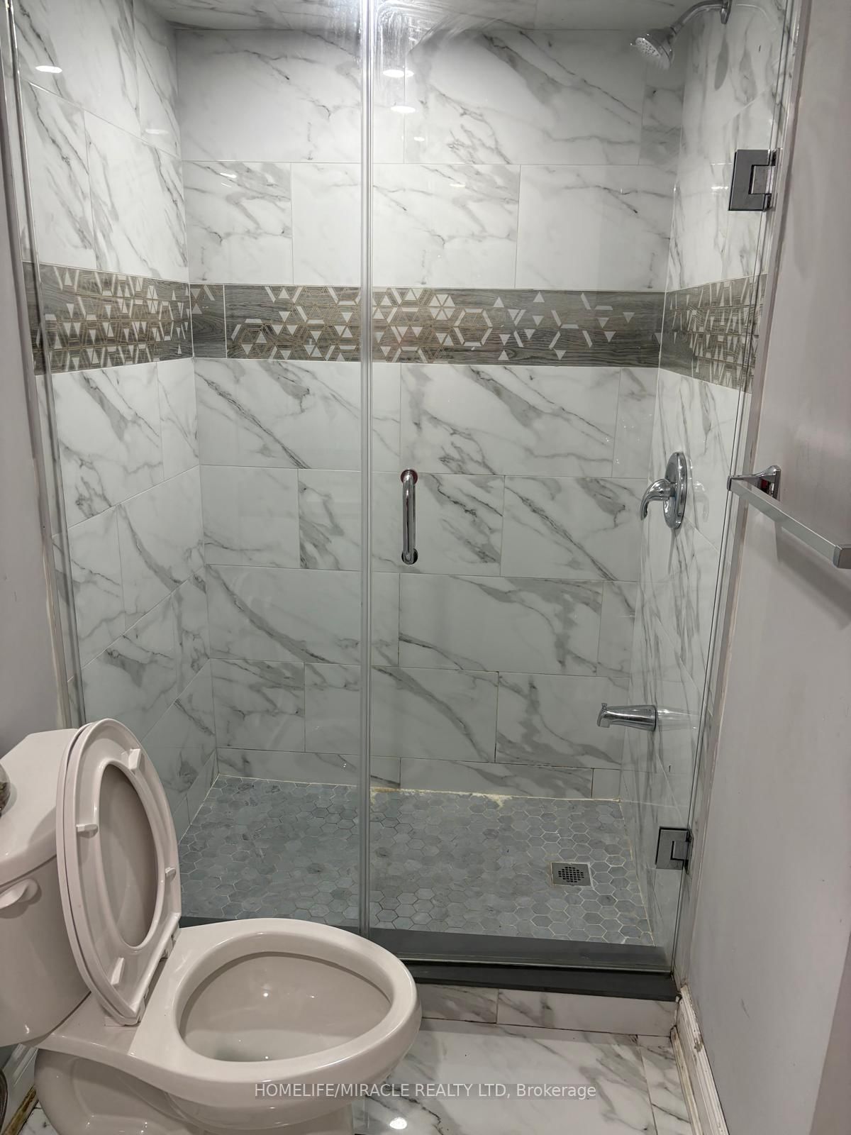 17 Divers Road, Unit Bsmt Unit - Photo 7