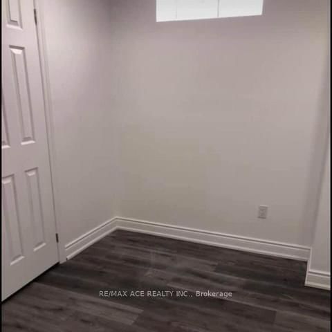 Bsmt - 27 Swans Acre Trail