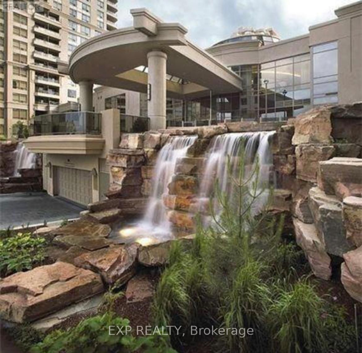 3888 Duke Of York Boulevard, Unit 1229