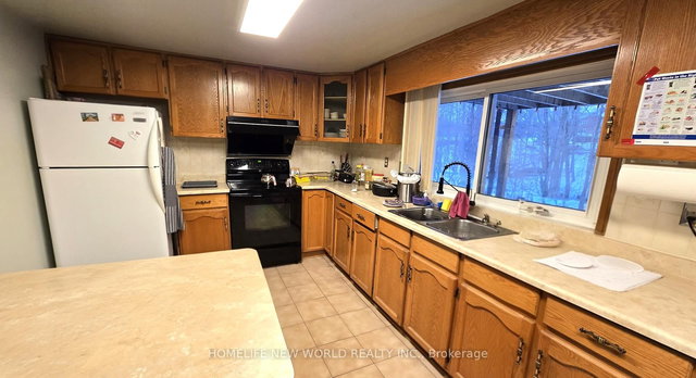 122 Stilecroft Drive