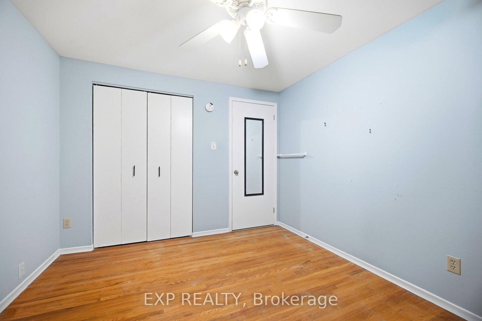 Semi-Detached House for sale at 107 Archdekin Drive, Brampton, Ontario, L6V 1Y8 - Queen Street Corridor - MLS: W12814326