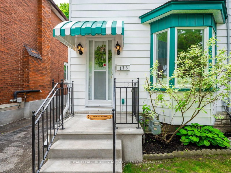 135 Bernice Cres, Toronto, M6N 1X3 | Image 3