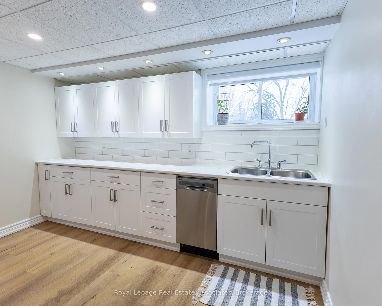 Detached House for sale at 13931 Cromar Court, Halton Hills, Ontario, L7G 4S5 - Georgetown - MLS: W12814504