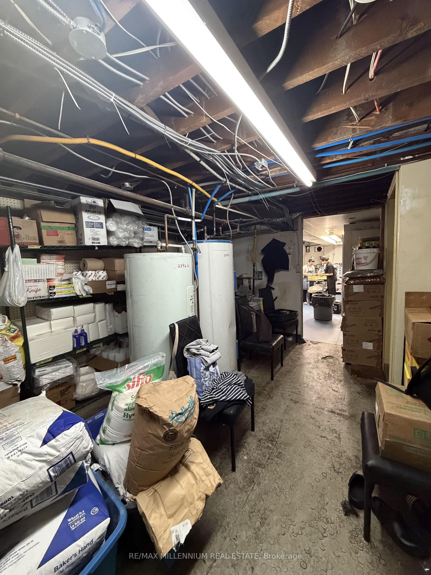 2392 Bloor Street W - Photo 11