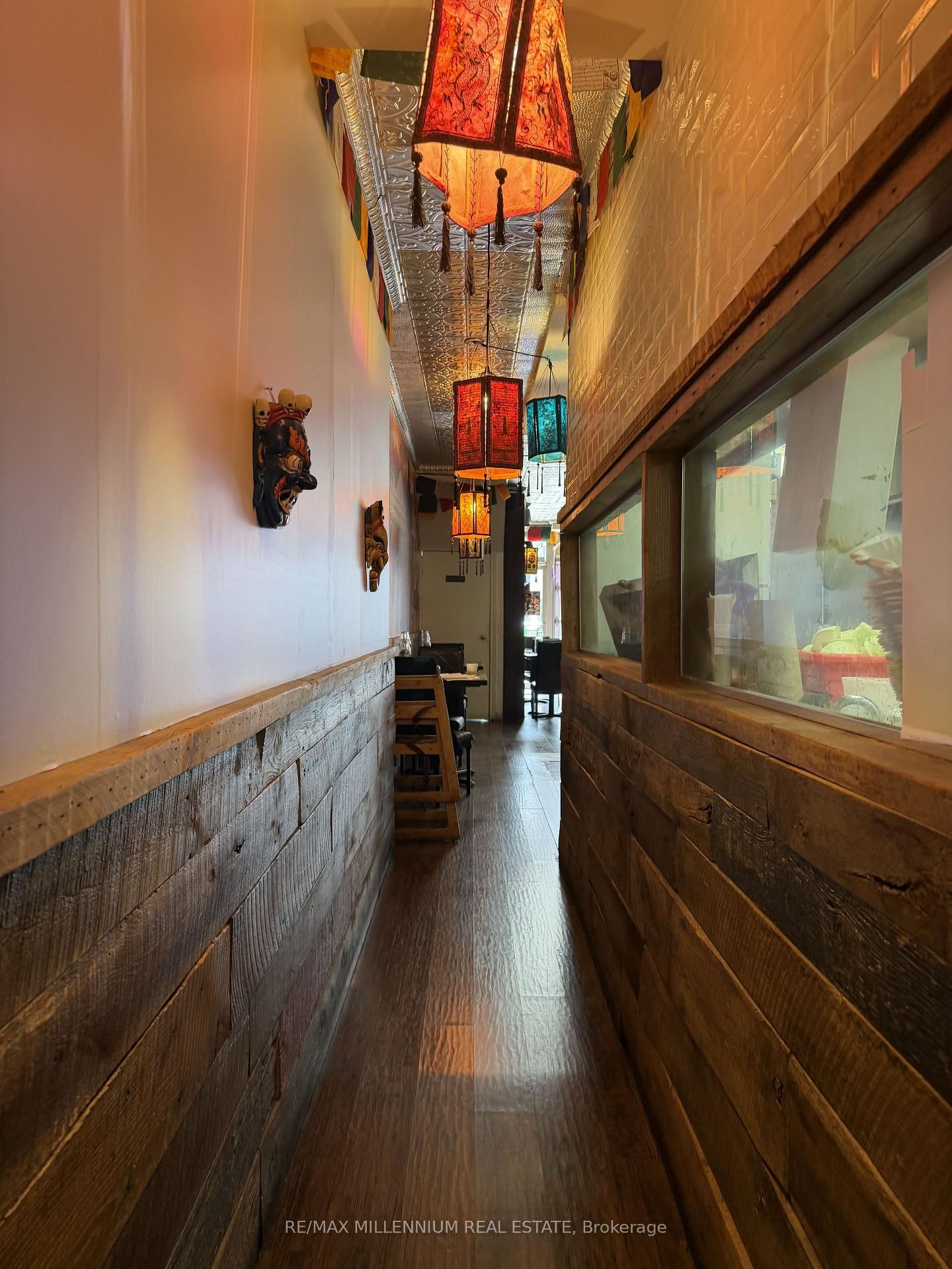 2392 Bloor Street W - Photo 22