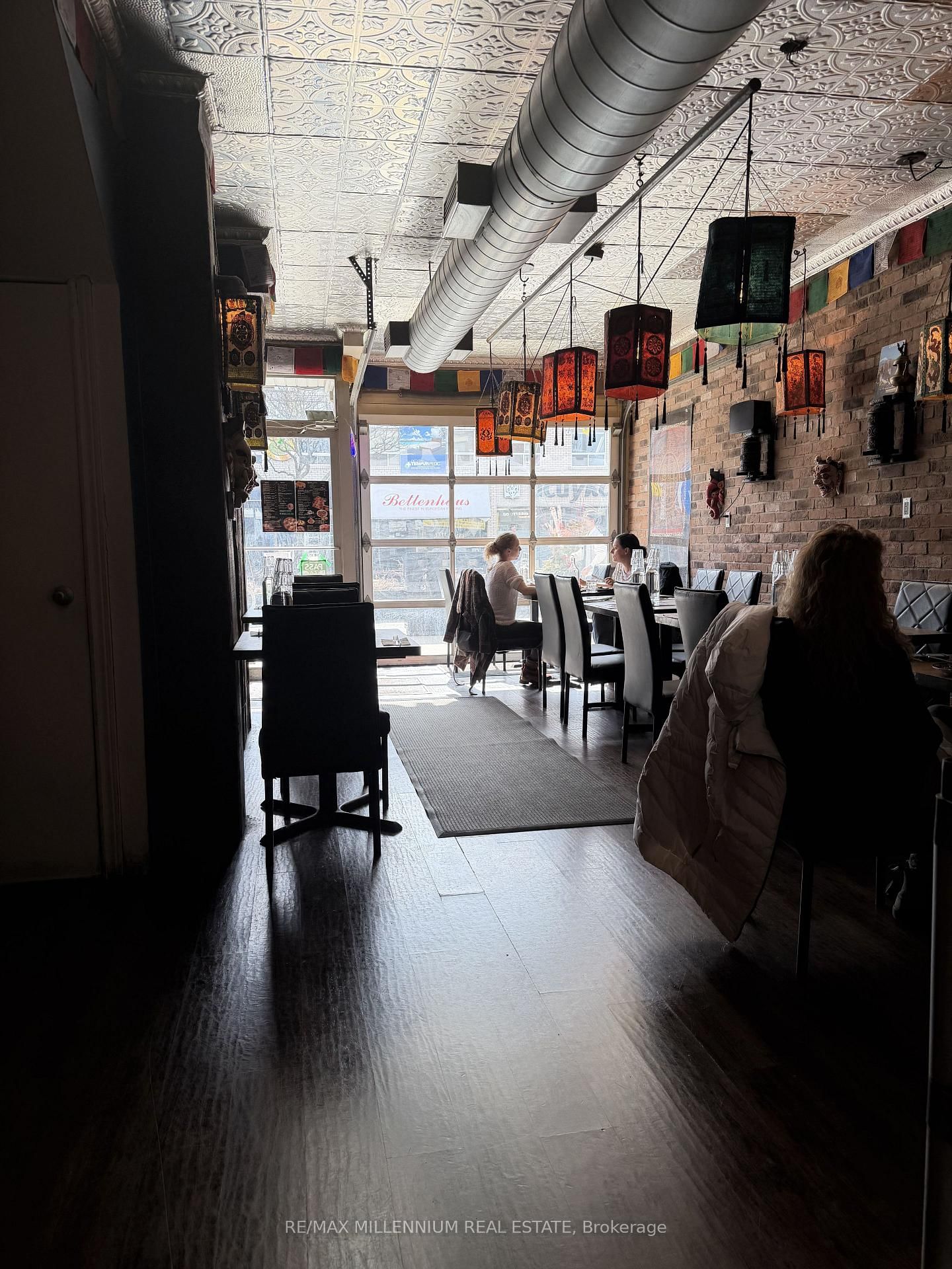 2392 Bloor Street W - Photo 24