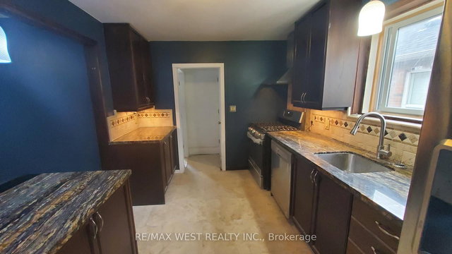 Main - 135 Ellins Avenue