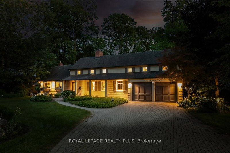 1258 Ravine Dr, Mississauga, L5J 3E4 | Image 2