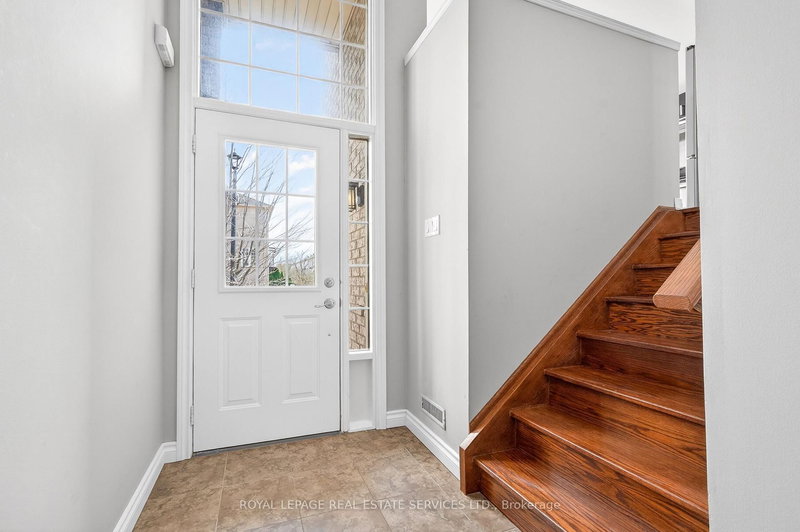 4 - 5090 Fairview St, Burlington, L7L 7H5 | Image 3