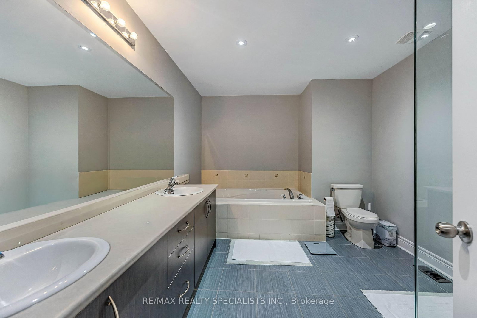 Detached House for sale at 171 Rising Hill Ridge, Brampton, Ontario, L6Y 6B2 - Bram West - MLS: W12815764