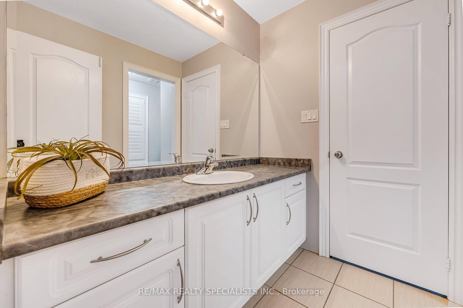 Detached House for sale at 171 Rising Hill Ridge, Brampton, Ontario, L6Y 6B2 - Bram West - MLS: W12815764