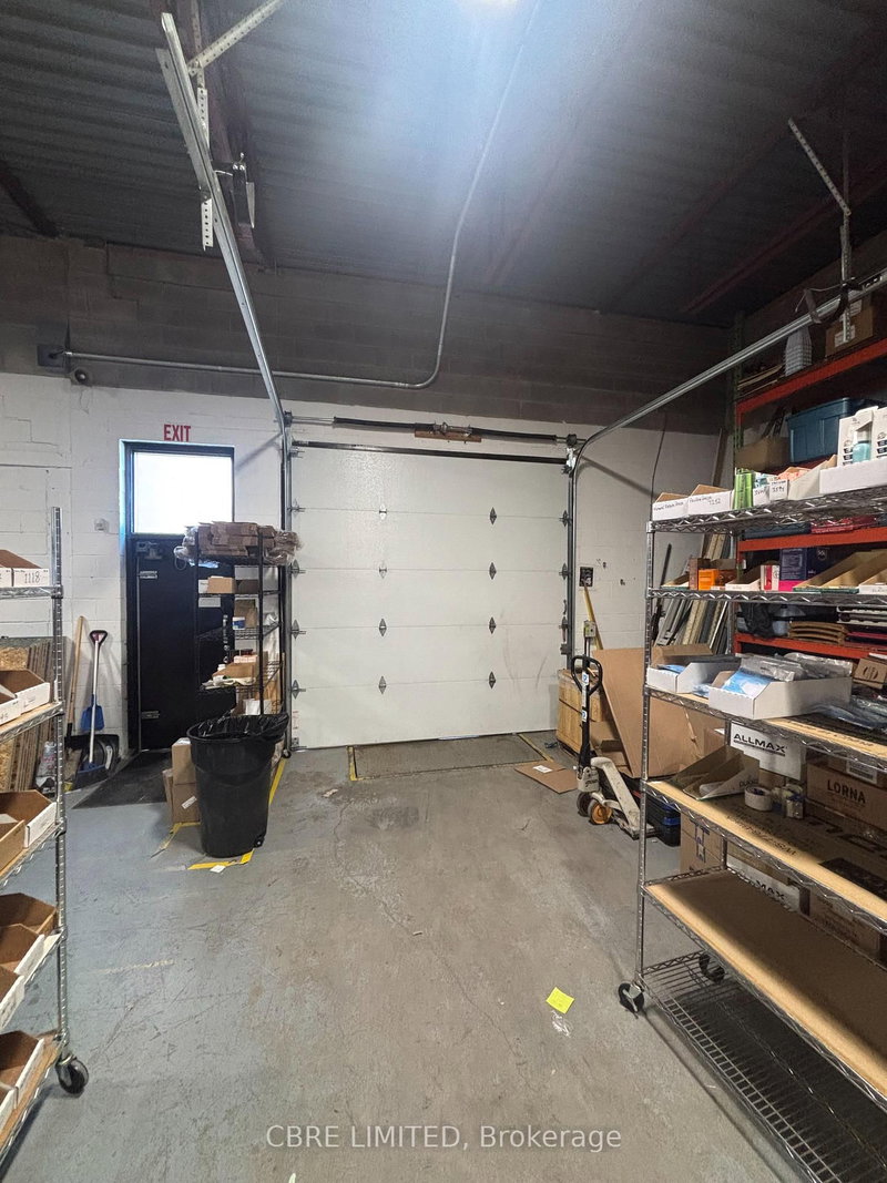 505 Iroquois Shore Rd, Oakville, L6H 2R3 | Image 2