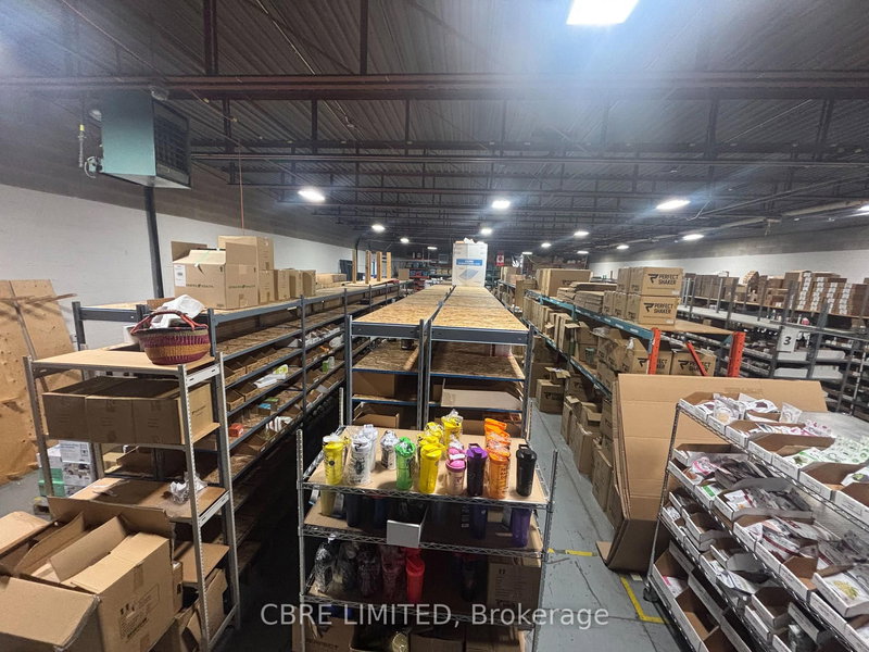 505 Iroquois Shore Rd, Oakville, L6H 2R3 | Image 3