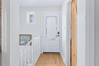 2 Ostrander Boulevard, Halton Hills, Ontario image-0-4