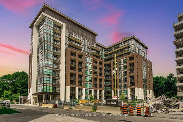 906 - 25 Neighbourhood Lane