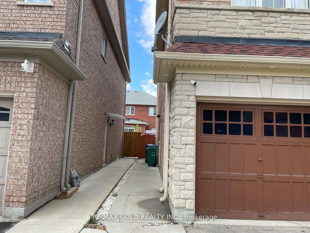 Bsmt - 44 Summershade Street