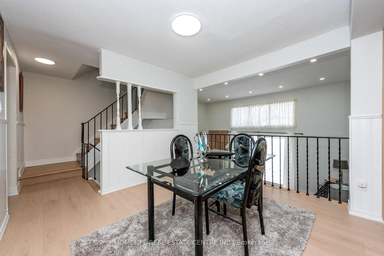 Townhouse for sale at 62 Mccallum Court, Brampton, Ontario, L6W 3M4 - Queen Street Corridor - MLS: W12816422