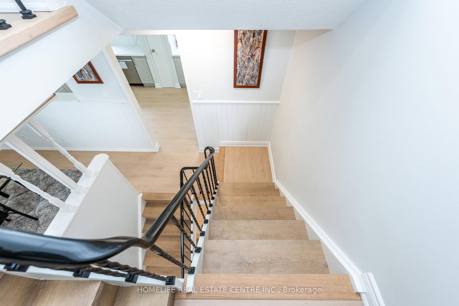 Townhouse for sale at 62 Mccallum Court, Brampton, Ontario, L6W 3M4 - Queen Street Corridor - MLS: W12816422