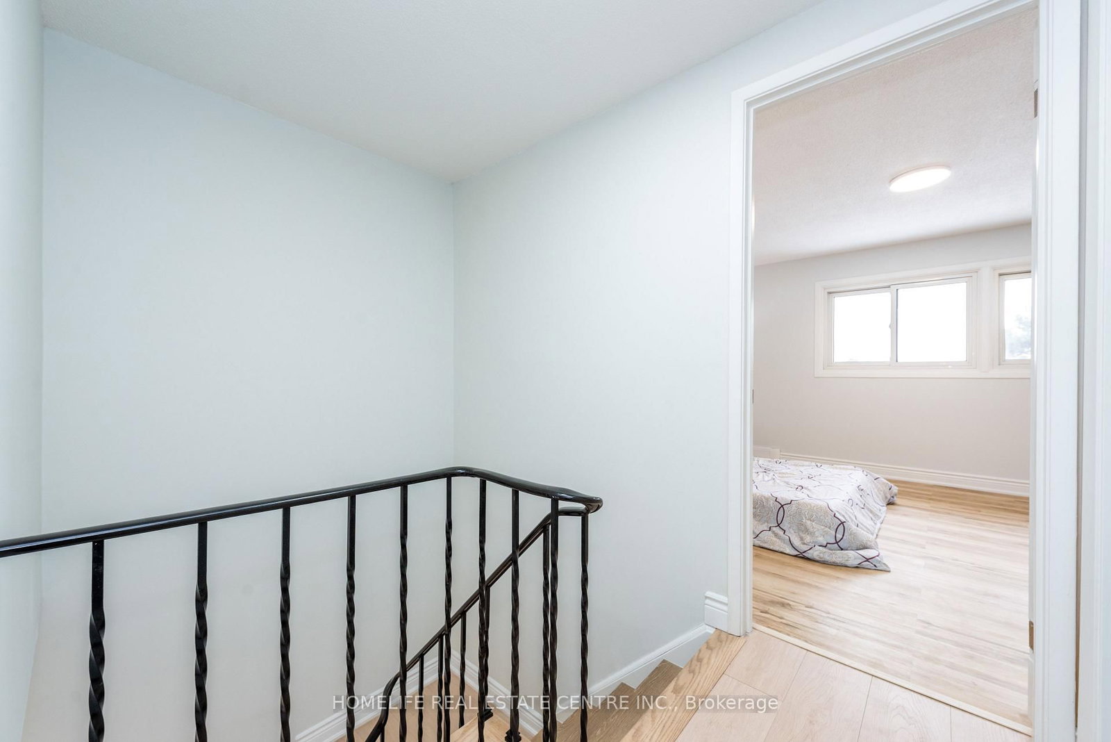 Townhouse for sale at 62 Mccallum Court, Brampton, Ontario, L6W 3M4 - Queen Street Corridor - MLS: W12816422