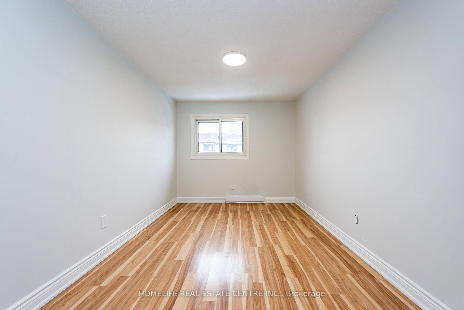 Townhouse for sale at 62 Mccallum Court, Brampton, Ontario, L6W 3M4 - Queen Street Corridor - MLS: W12816422