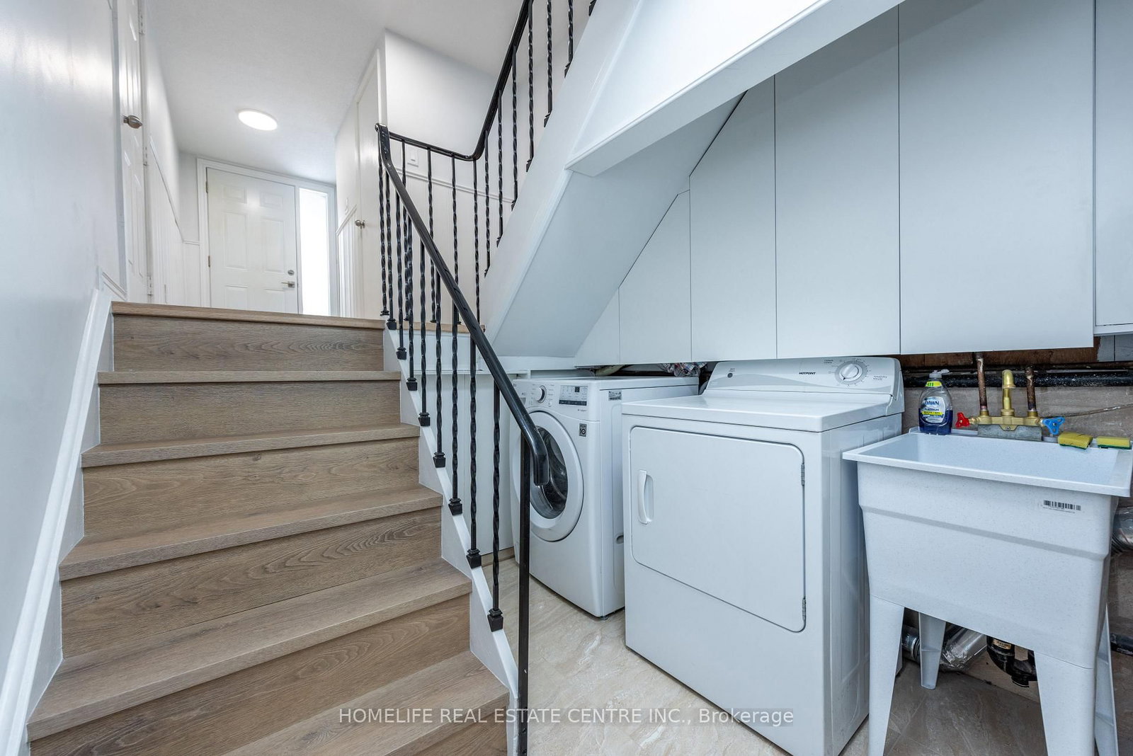 Townhouse for sale at 62 Mccallum Court, Brampton, Ontario, L6W 3M4 - Queen Street Corridor - MLS: W12816422