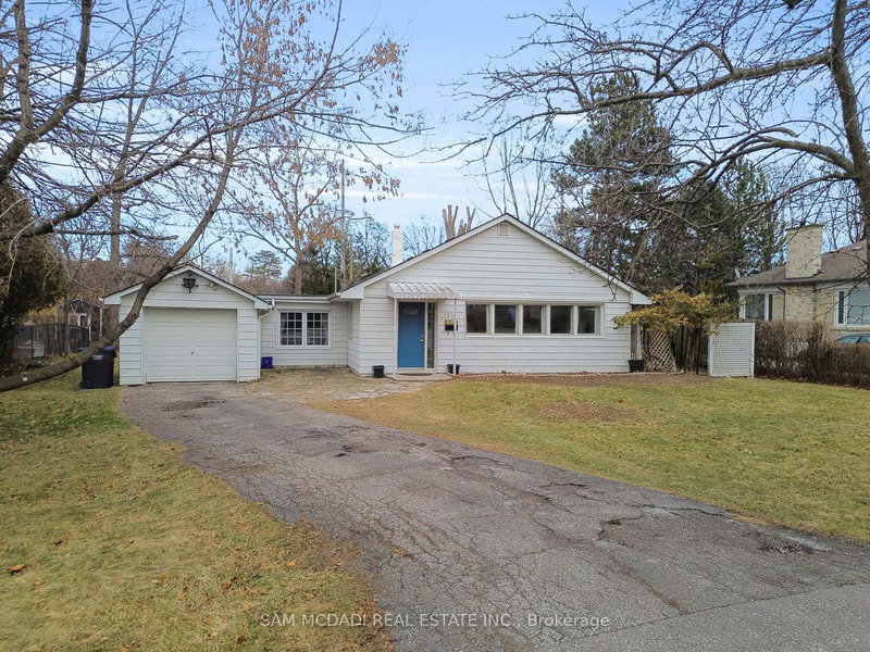 1235 Old River Rd, Mississauga, L5G 3G2 | Image 3