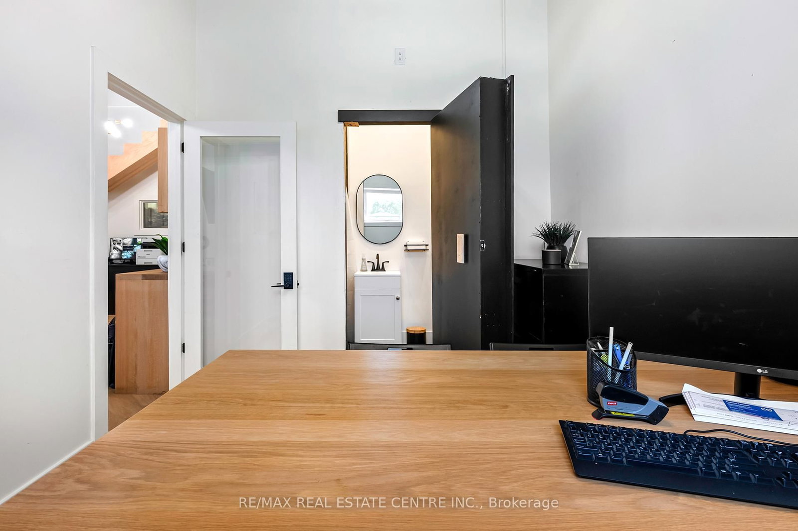 35 Haggert Avenue S - Photo 33