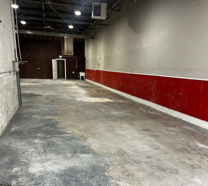 16 - 30 Hale Rd, Brampton, L6W 4N9 | Image 3