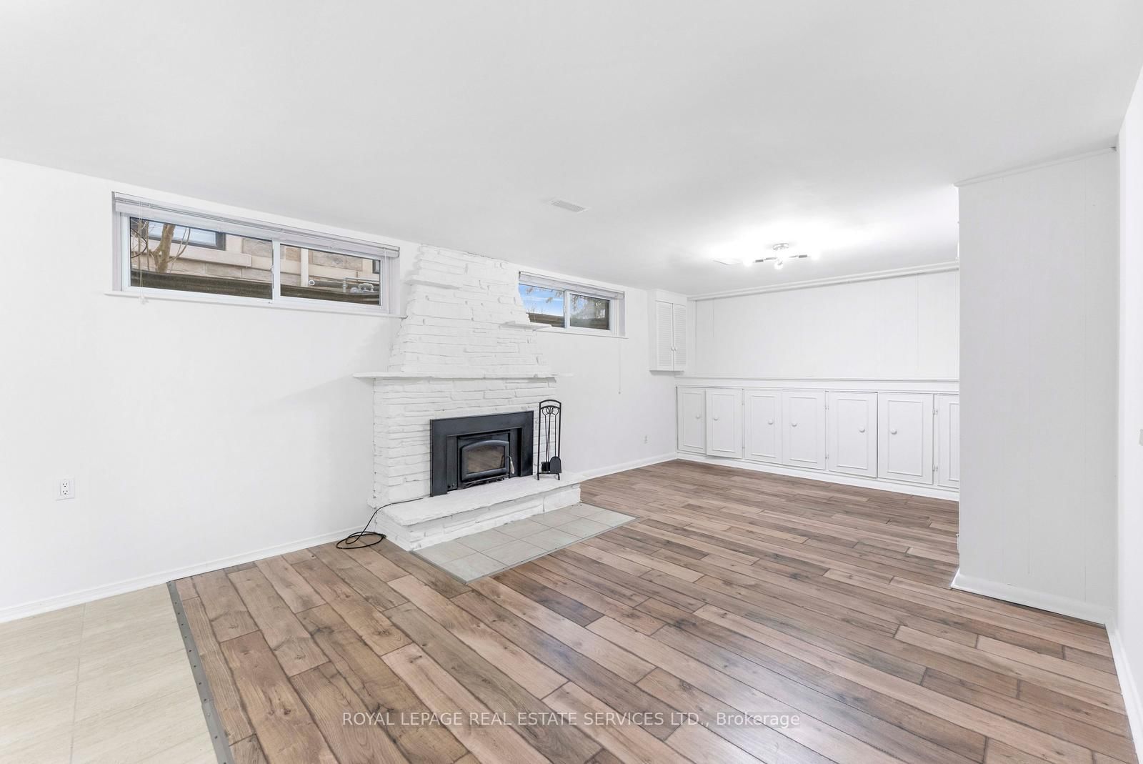 Detached House for sale at 518 Third Line, Oakville, Ontario, L6L 4A7 - West - MLS: W12817184