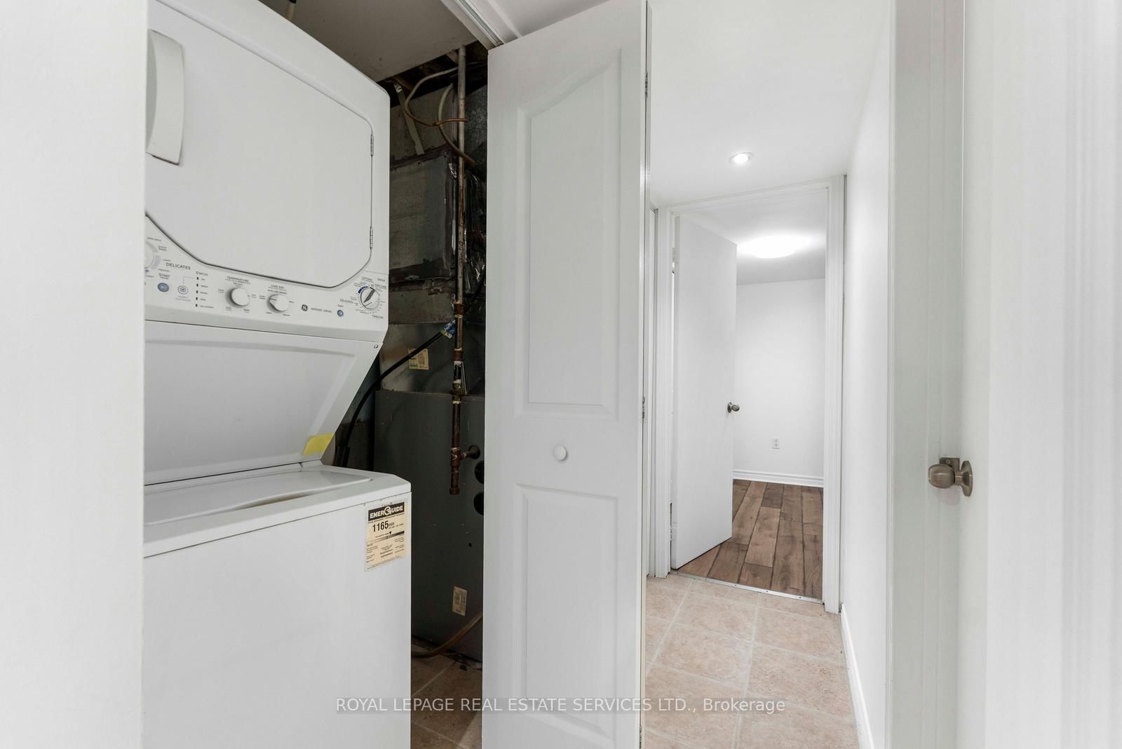 Detached House for sale at 518 Third Line, Oakville, Ontario, L6L 4A7 - West - MLS: W12817184