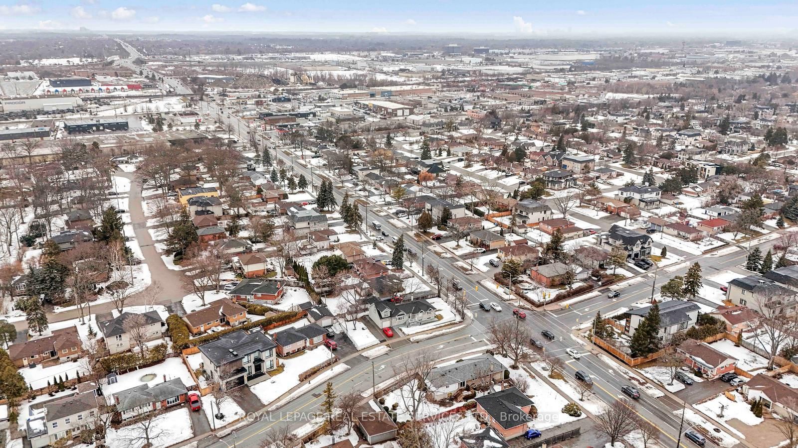 Detached House for sale at 518 Third Line, Oakville, Ontario, L6L 4A7 - West - MLS: W12817184