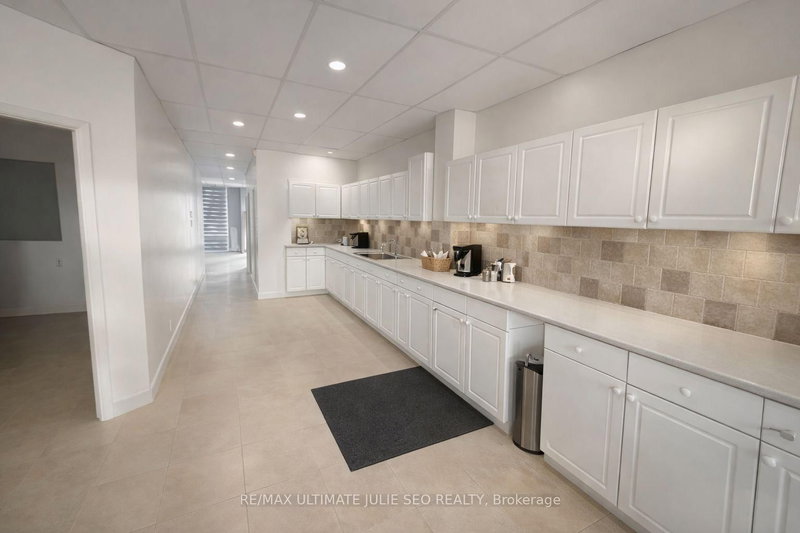 5 - 1170 Sheppard Ave W, Toronto, M3K 2A3 | Image 3