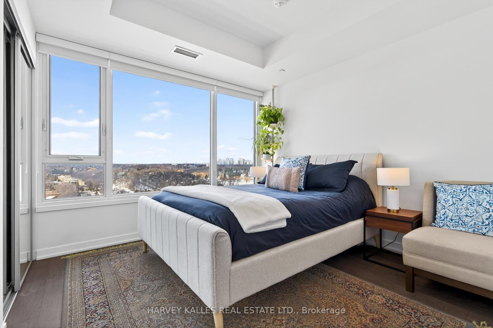 Condo for sale at 2201-1926 Lake Shore Boulevard, Toronto, Ontario, M6S 1A1 - South Parkdale - MLS: W12817332