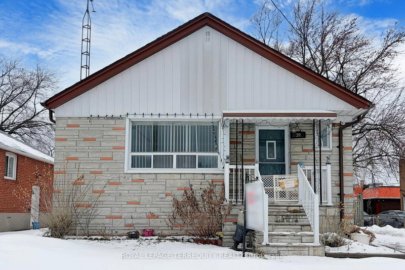 39 Coules Crt, Toronto, M8W 2N8 | Image 2