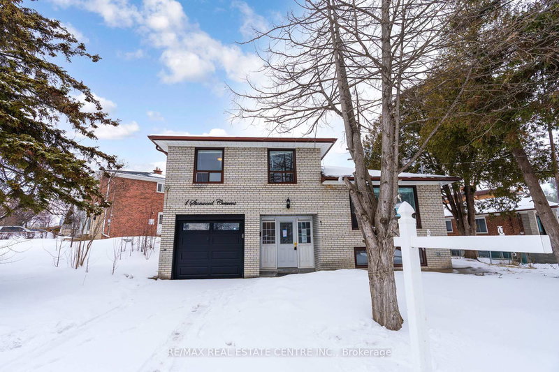 1 Stanwood Cres, Toronto, M9M 1Z8 | Image 2