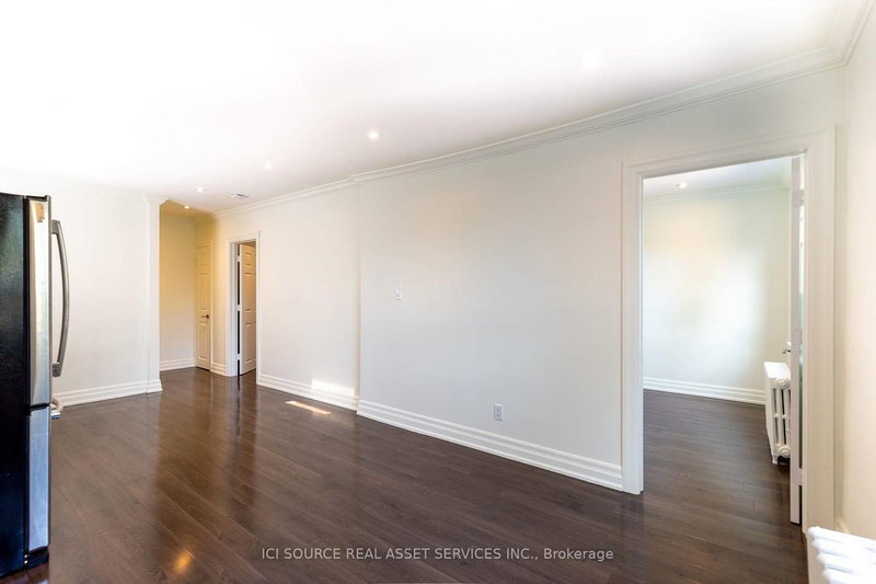 C - 253 Lakeshore Rd E, Mississauga, L5G 1G8 | Image 2