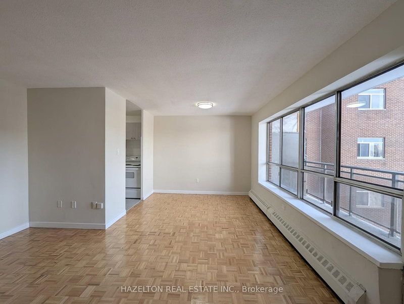521 - 1901 Martin Grove Rd, Toronto, M9V 3T1 | Image 3