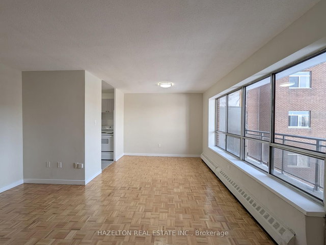 521 - 1901 Martin Grove Road