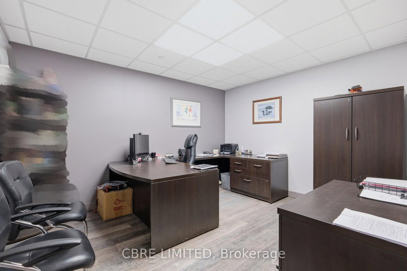 10 - 13 Kenview Blvd, Brampton, L6T 5K9 | Image 2