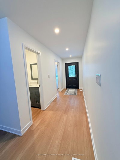 4 Nectarine Crescent, Brampton, Ontario image-0-3