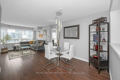 512-335 Webb Drive, Mississauga, Ontario image-0-2